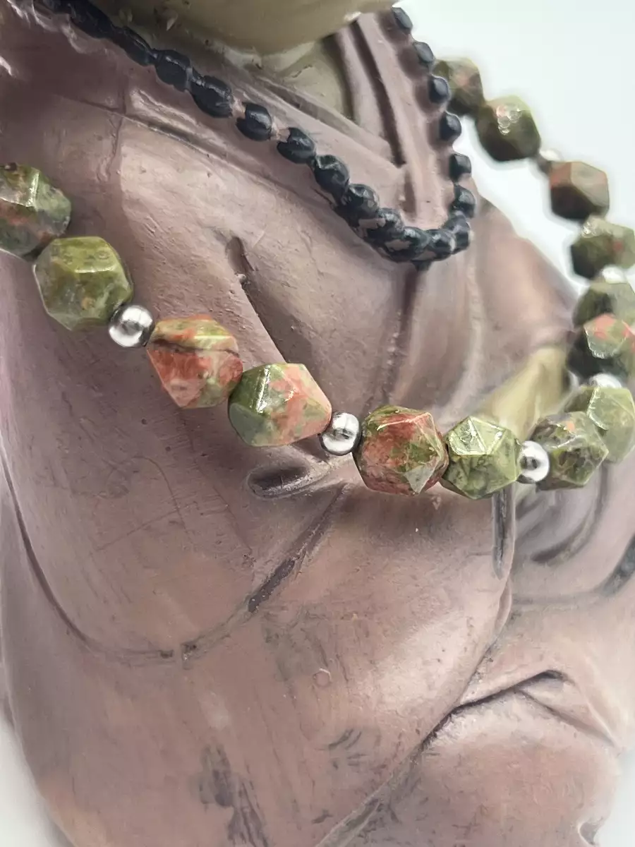 Bracelet en Unakite Facettée et Breloque Paon