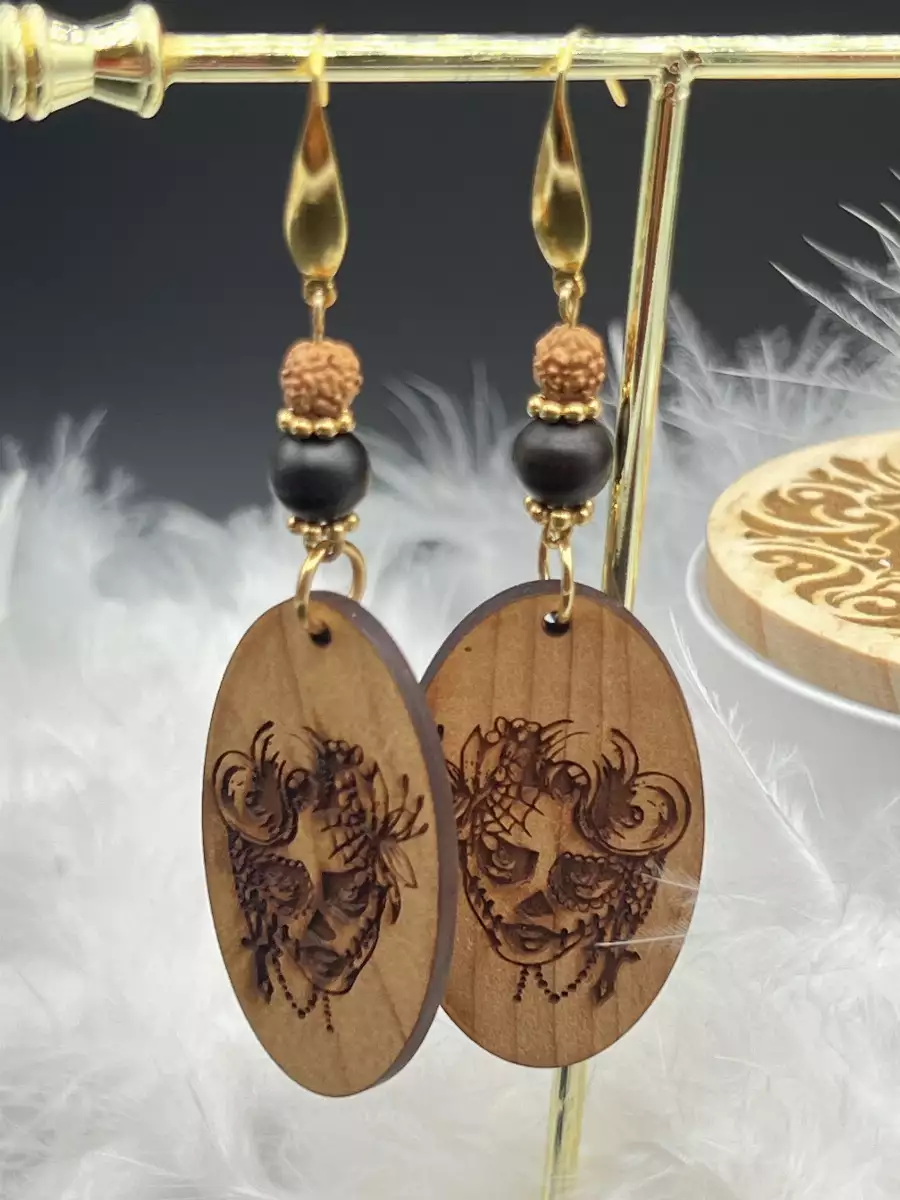 Boucles d'Oreilles en Perles – Rudraksha et Bois de Rose