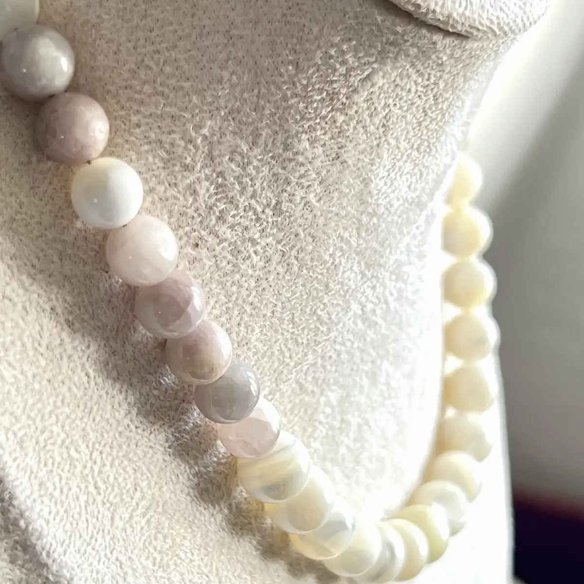 Collier en Nacre & Kunzite