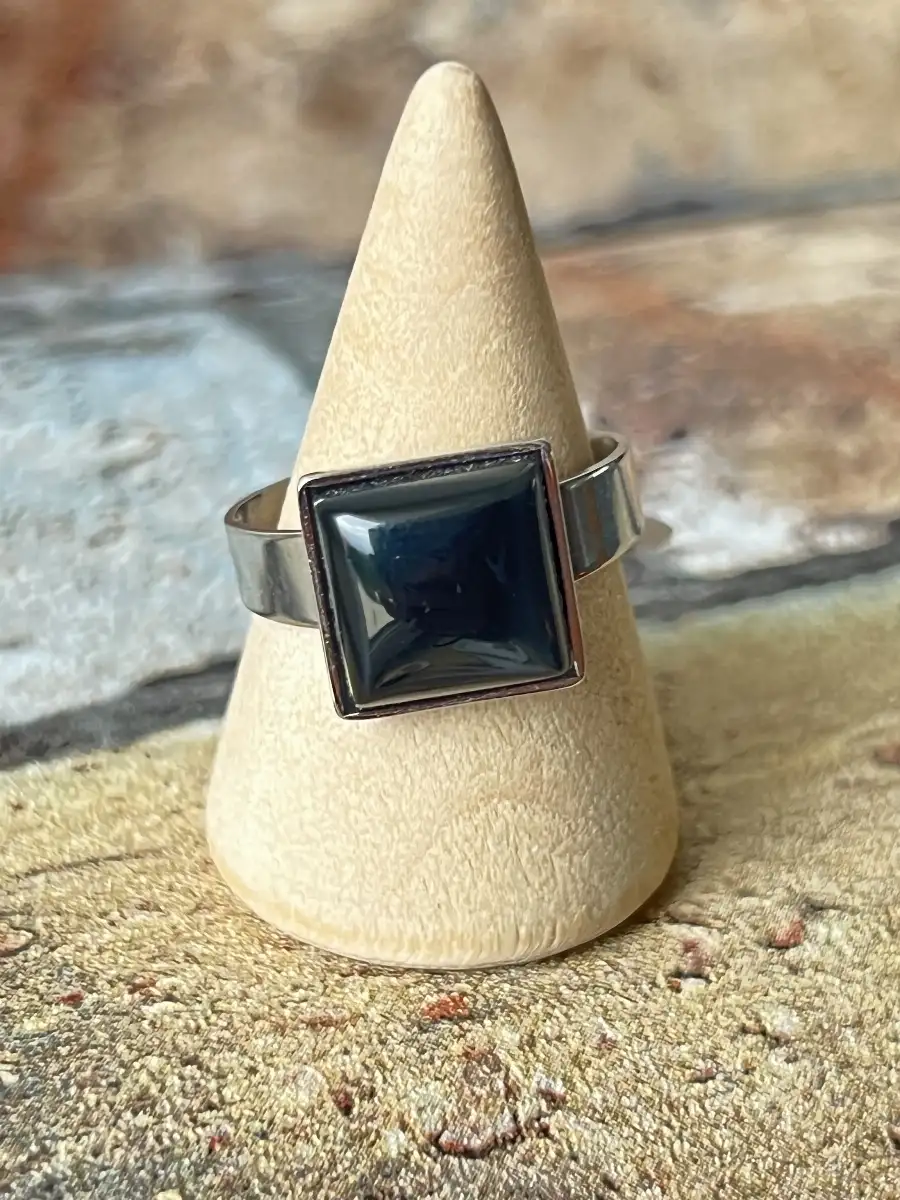 Bague carrée en tourmaline