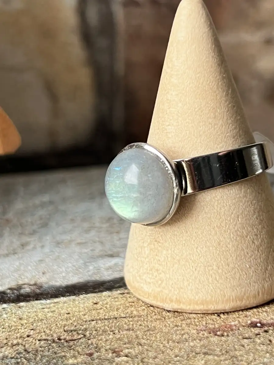 Bague ronde labradorite