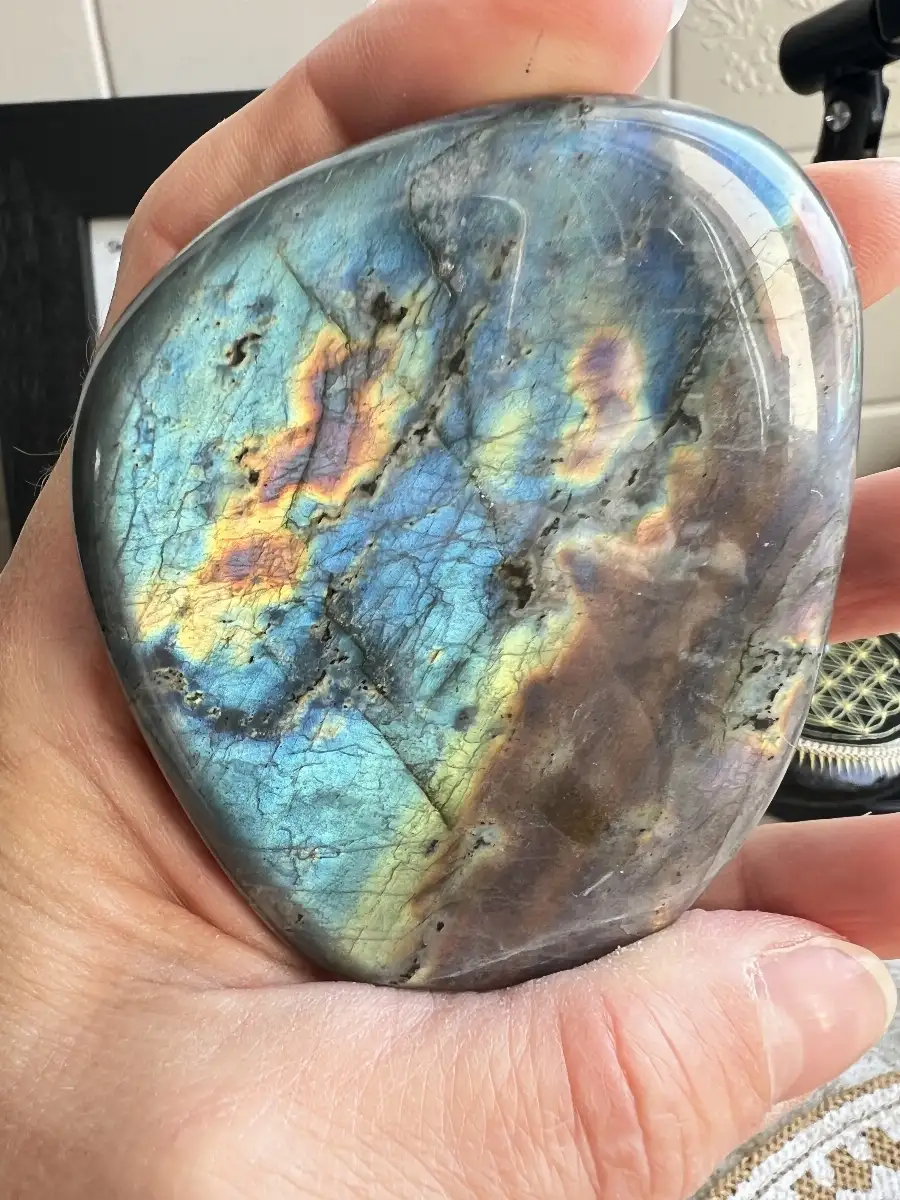 Labradorite polie