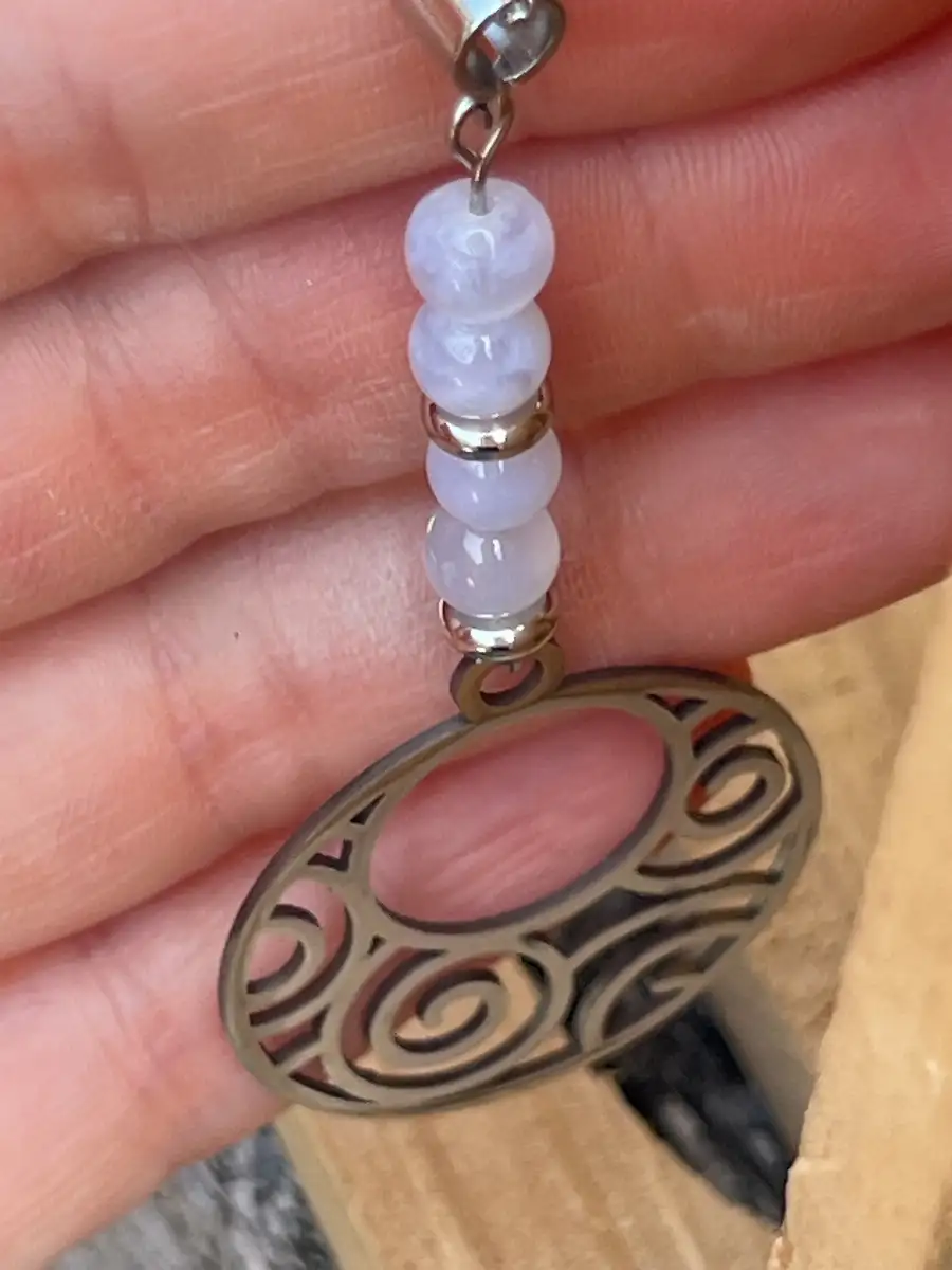 Pendentif en calcédoine