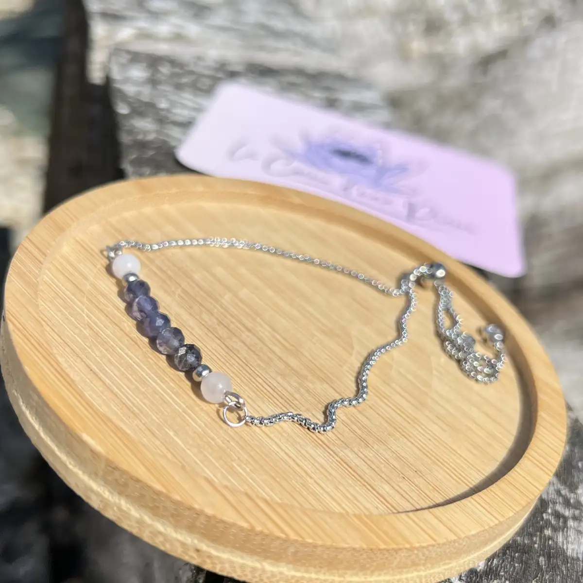 Bracelet "Intuition et Tendresse" – Cordiérite Facettée et Quartz Rose