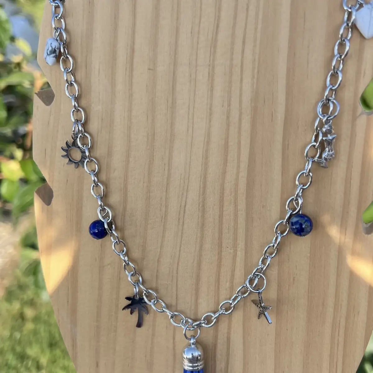 Collier "Expression et Sérénité" – Lapis-Lazuli et Howlite