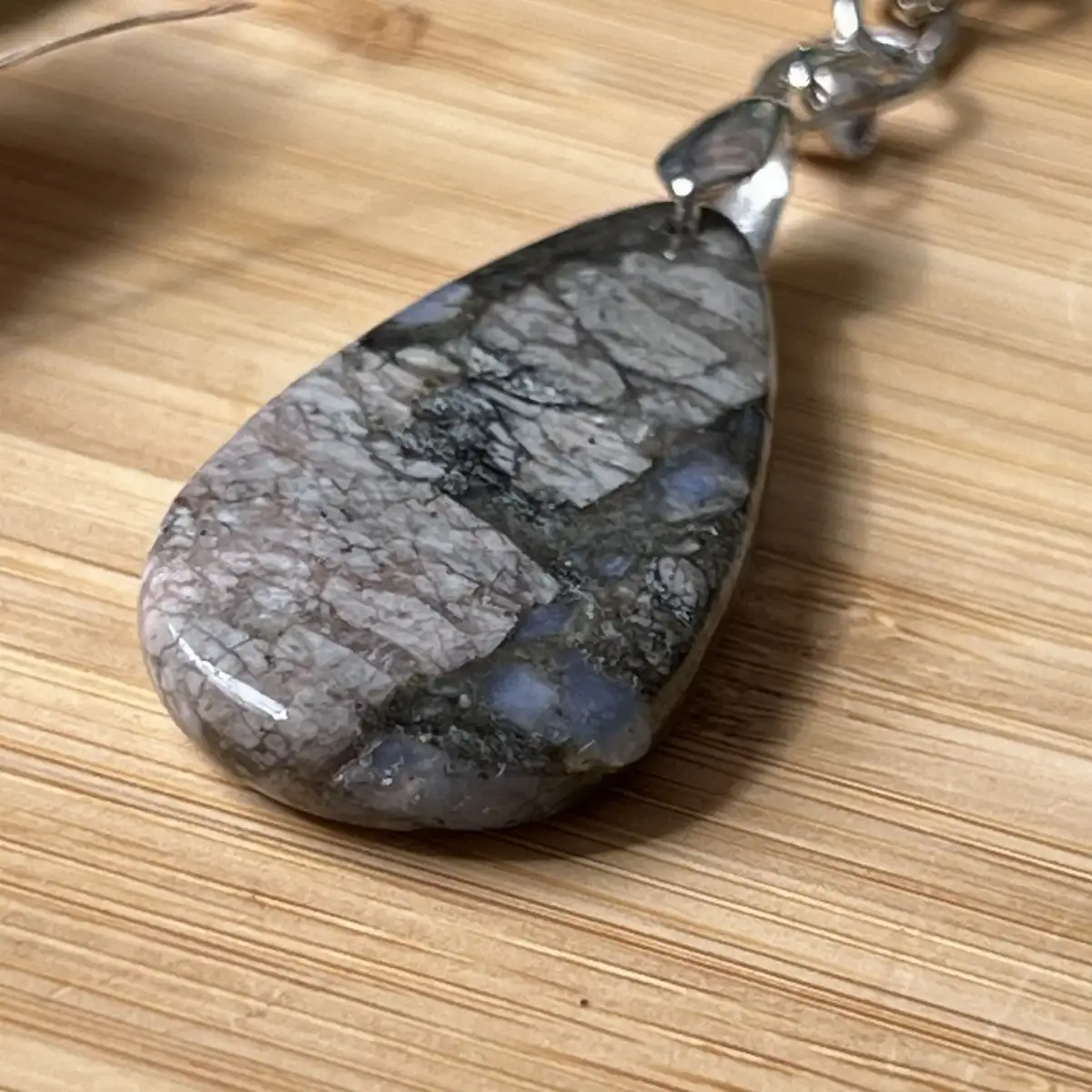 Pendentif en glaucophane