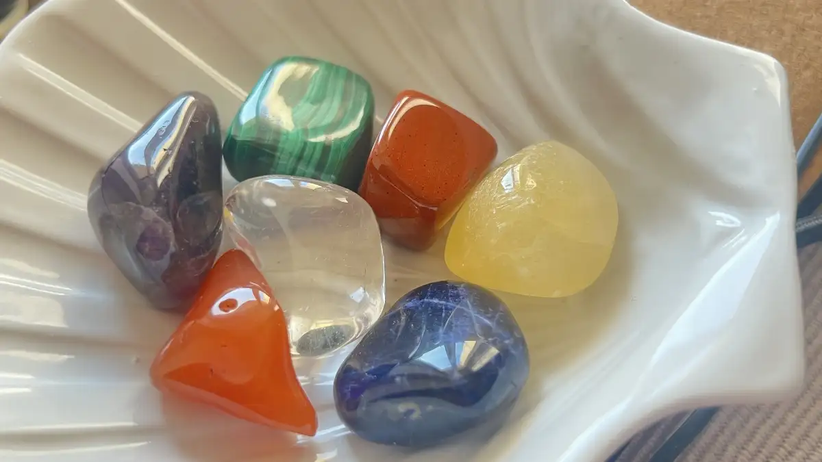 Lot de Pierres Roulées – 7 Chakras