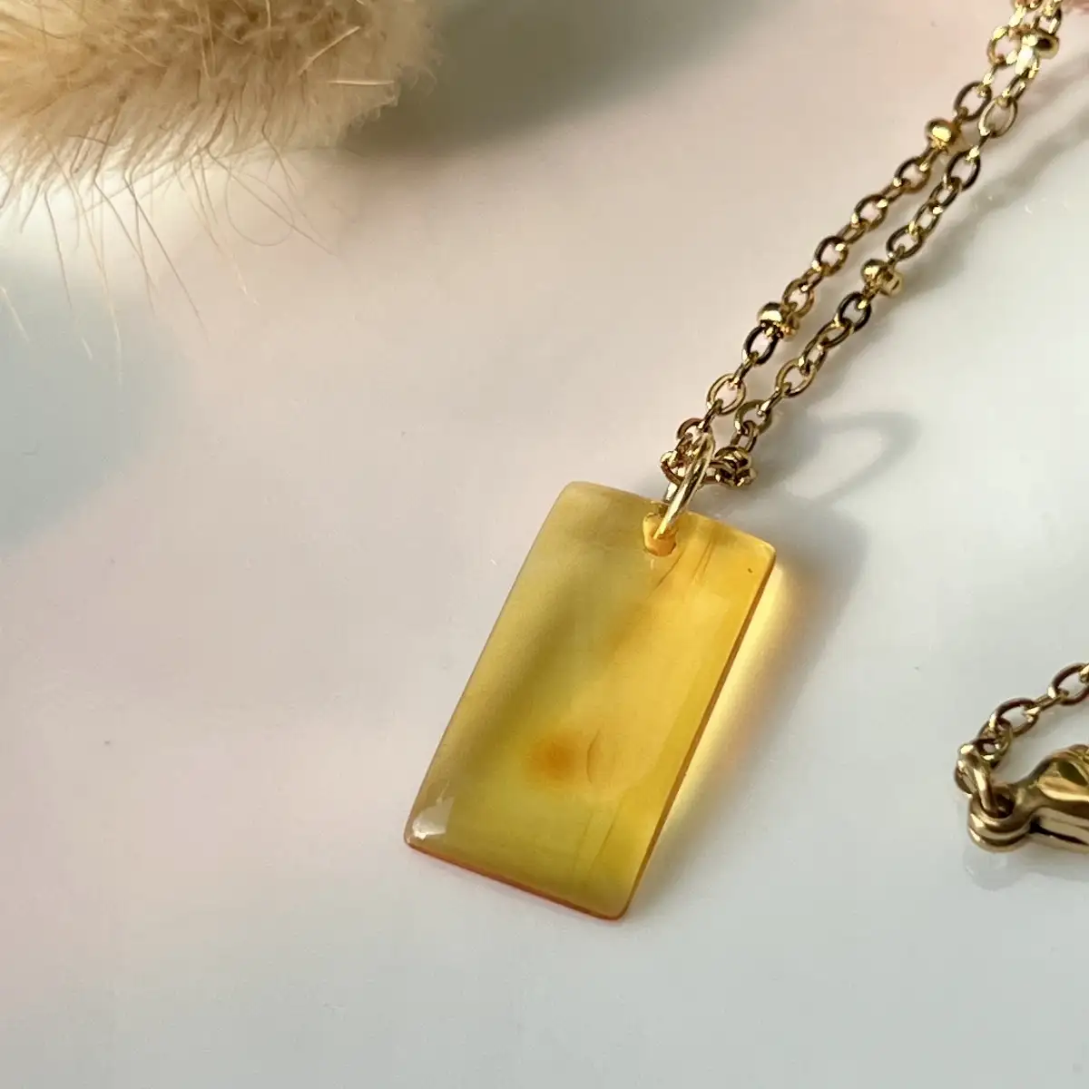 Pendentif en ambre
