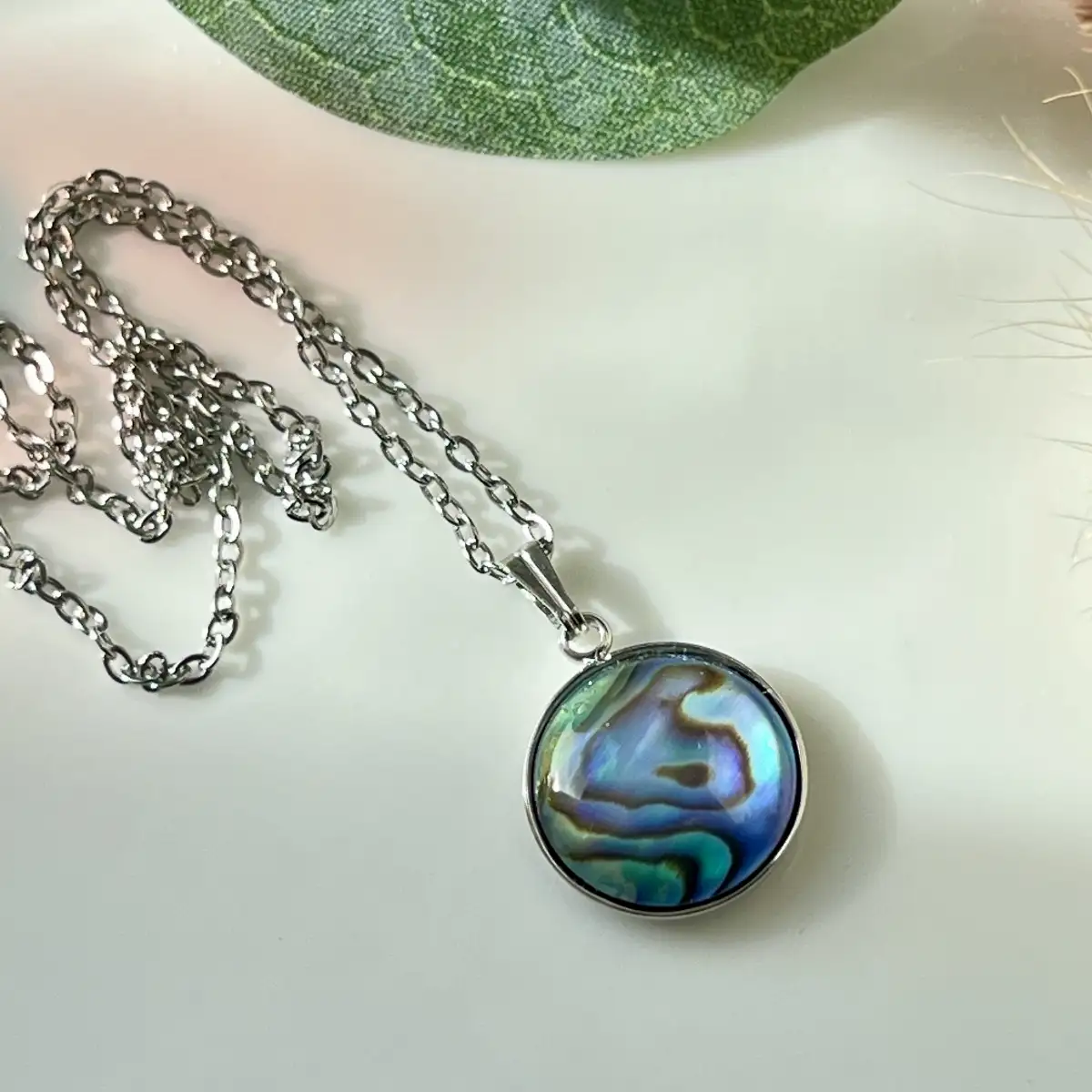 Pendentif rond en Ormeau