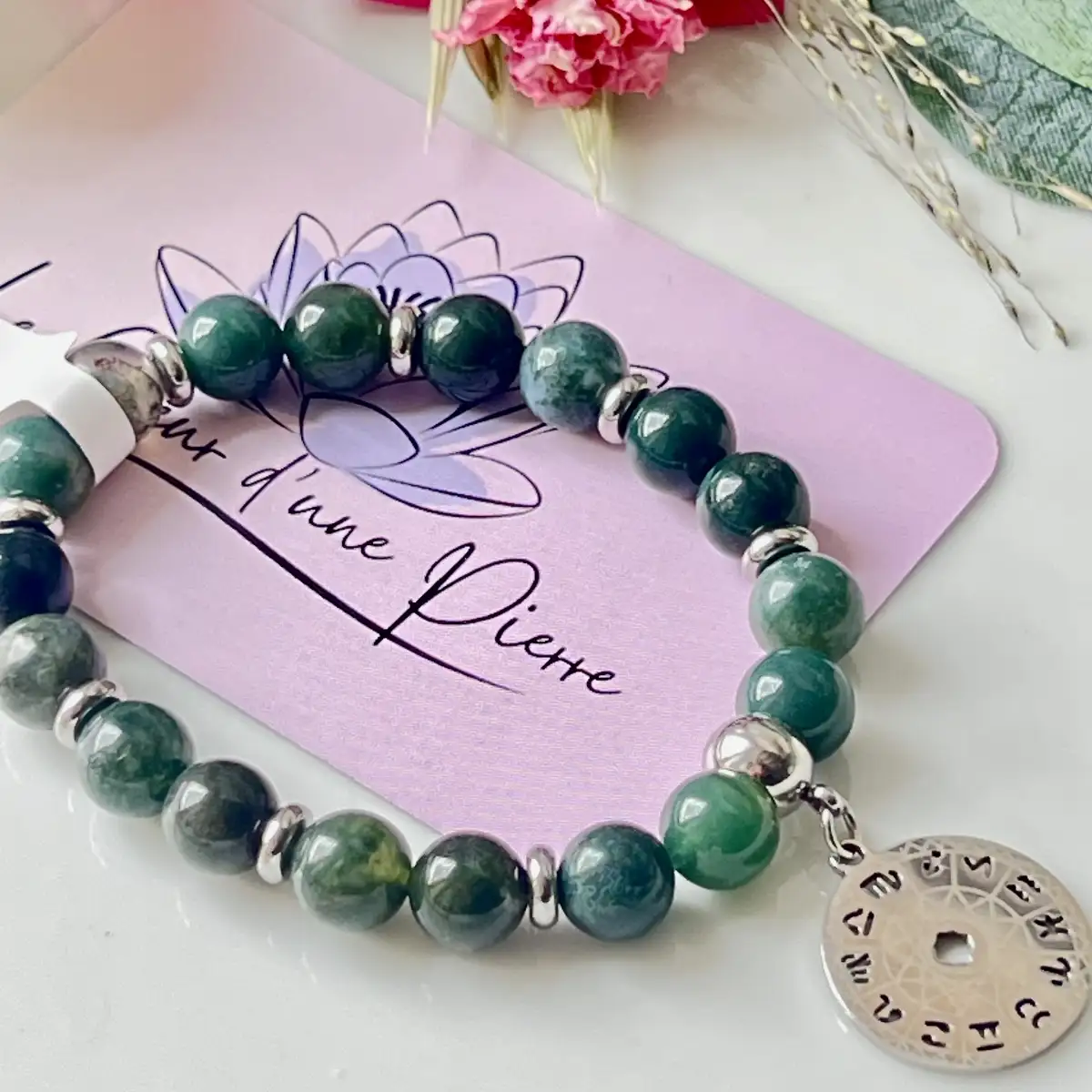 Bracelet Agate Mousse – Perles 8 mm avec Breloque Inox