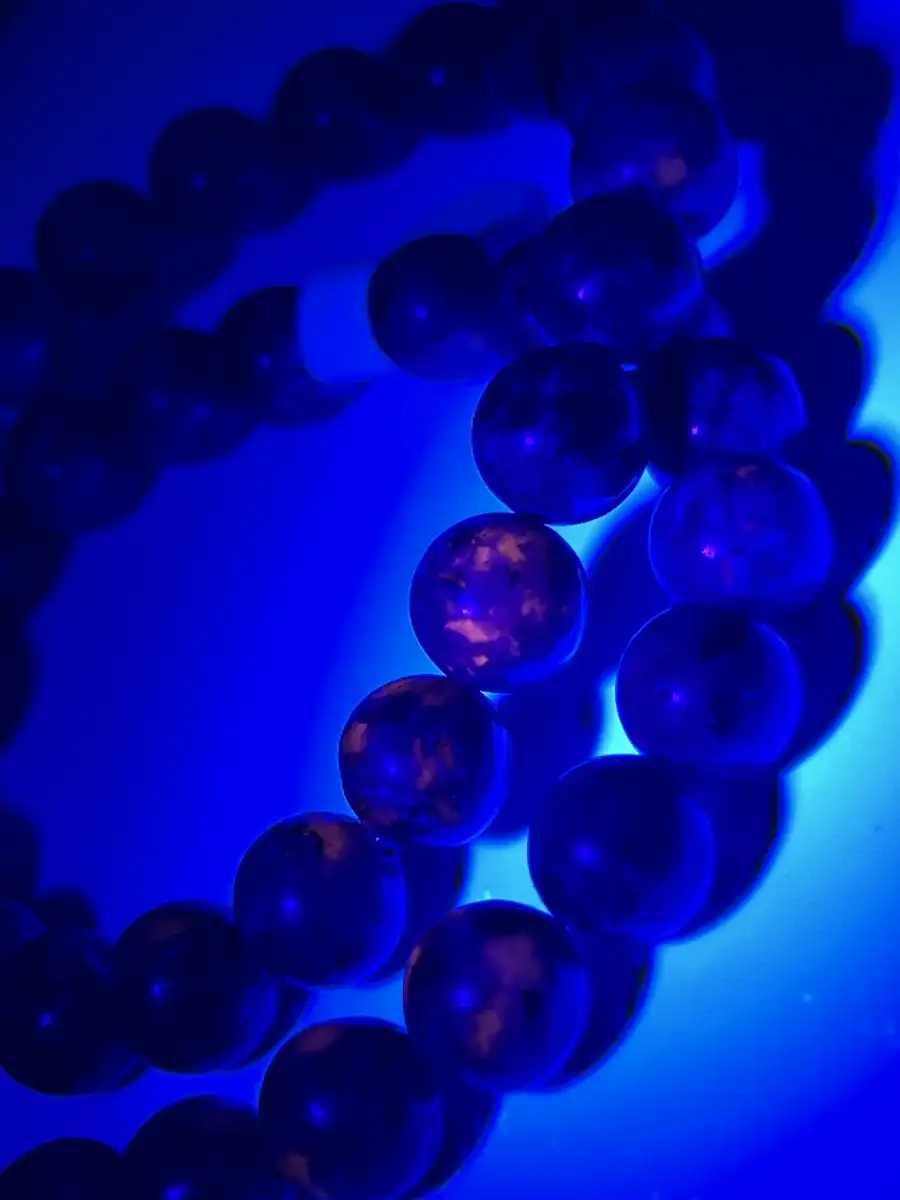 Bracelet en Yooperlite – Perles 8 mm