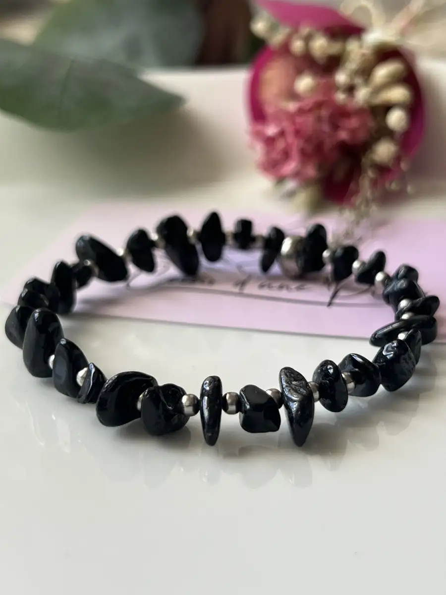Bracelet en Agate Noire – Perles chips