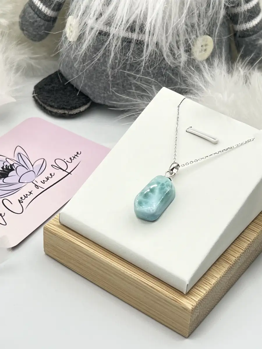 Pendentif en larimar