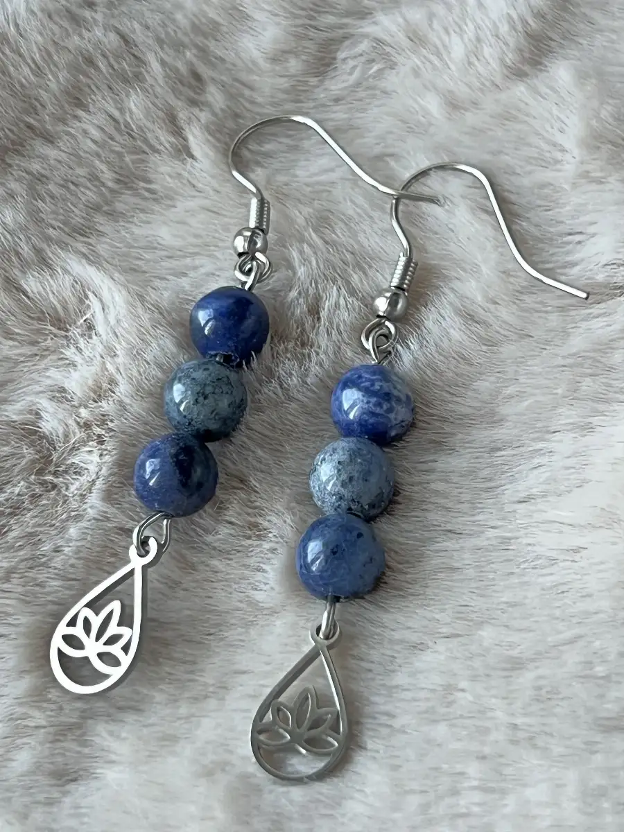 Boucles d’oreilles en Sodalite