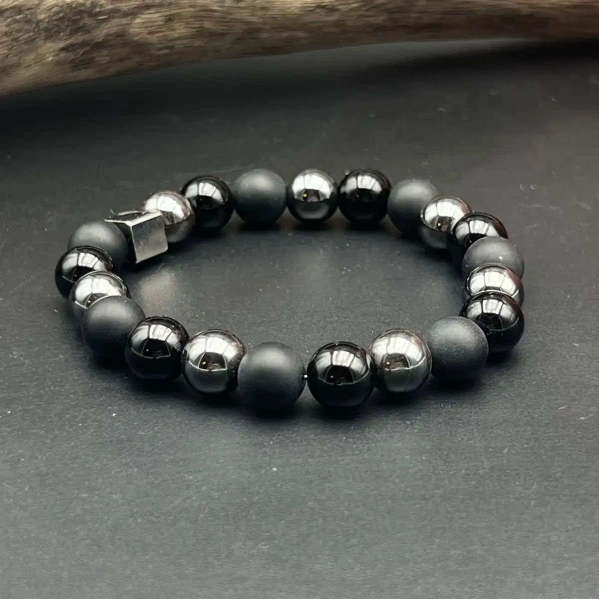 Bracelet Protection et énergie – Tourmaline, Onyx et Hématite