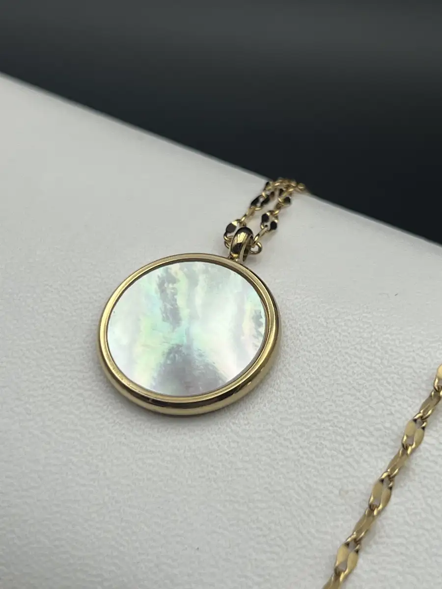 Collier Nacre – Pendentif en acier inoxydable